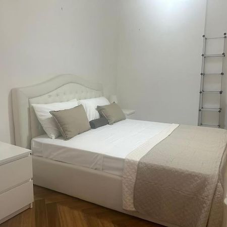 Appartamento Re Di Roma Exteriör bild